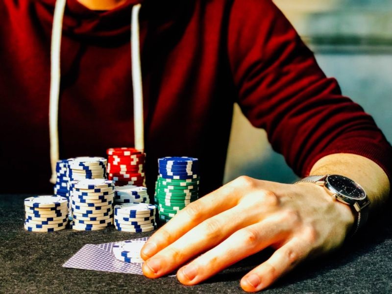 Poker in the Digital Age: The Influence of Twitch and YouTube